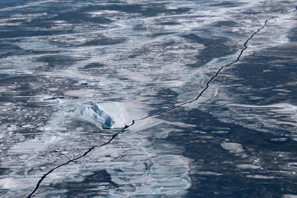 Crack in sea ice